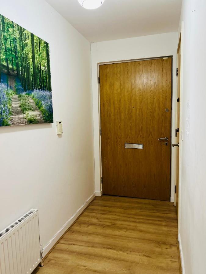 Fabulous 1Bed 1Bath Ground Floor Shared Accommodation ,Only Double Room Edinburg Exteriör bild