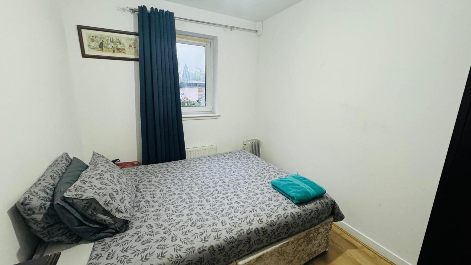 Fabulous 1Bed 1Bath Ground Floor Shared Accommodation ,Only Double Room Edinburg Exteriör bild